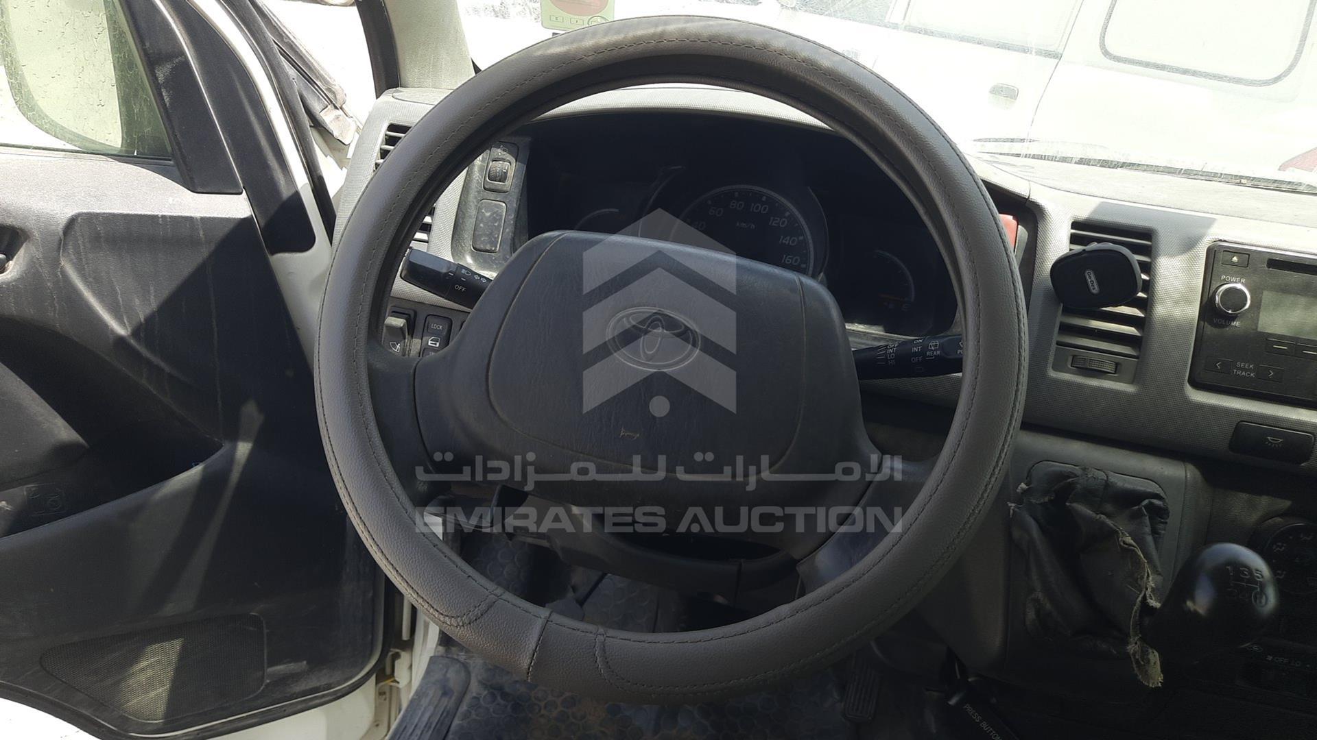 2010 TOYOTA HIACE VIN: JTGJX02PXA0030444