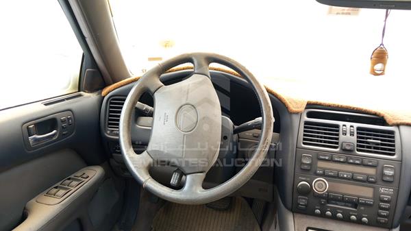 JT8BH22F6T0061290 Lexus LS400