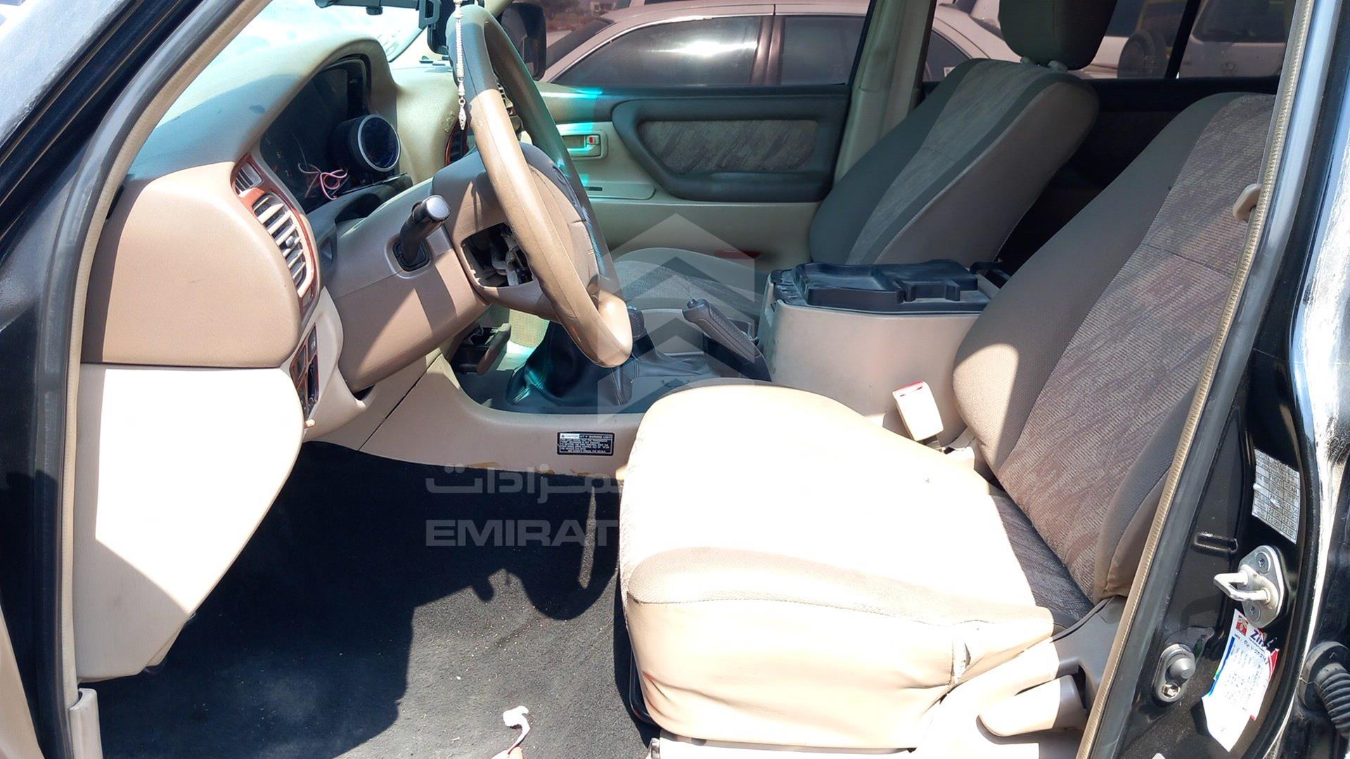 2002 TOYOTA LAND CRUISER VIN: JTEHJ09J425051384