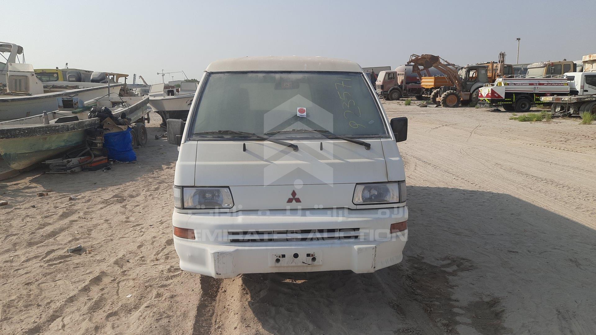 2014 MITSUBISHI L 300 VIN: JMYHNP13WEA700635