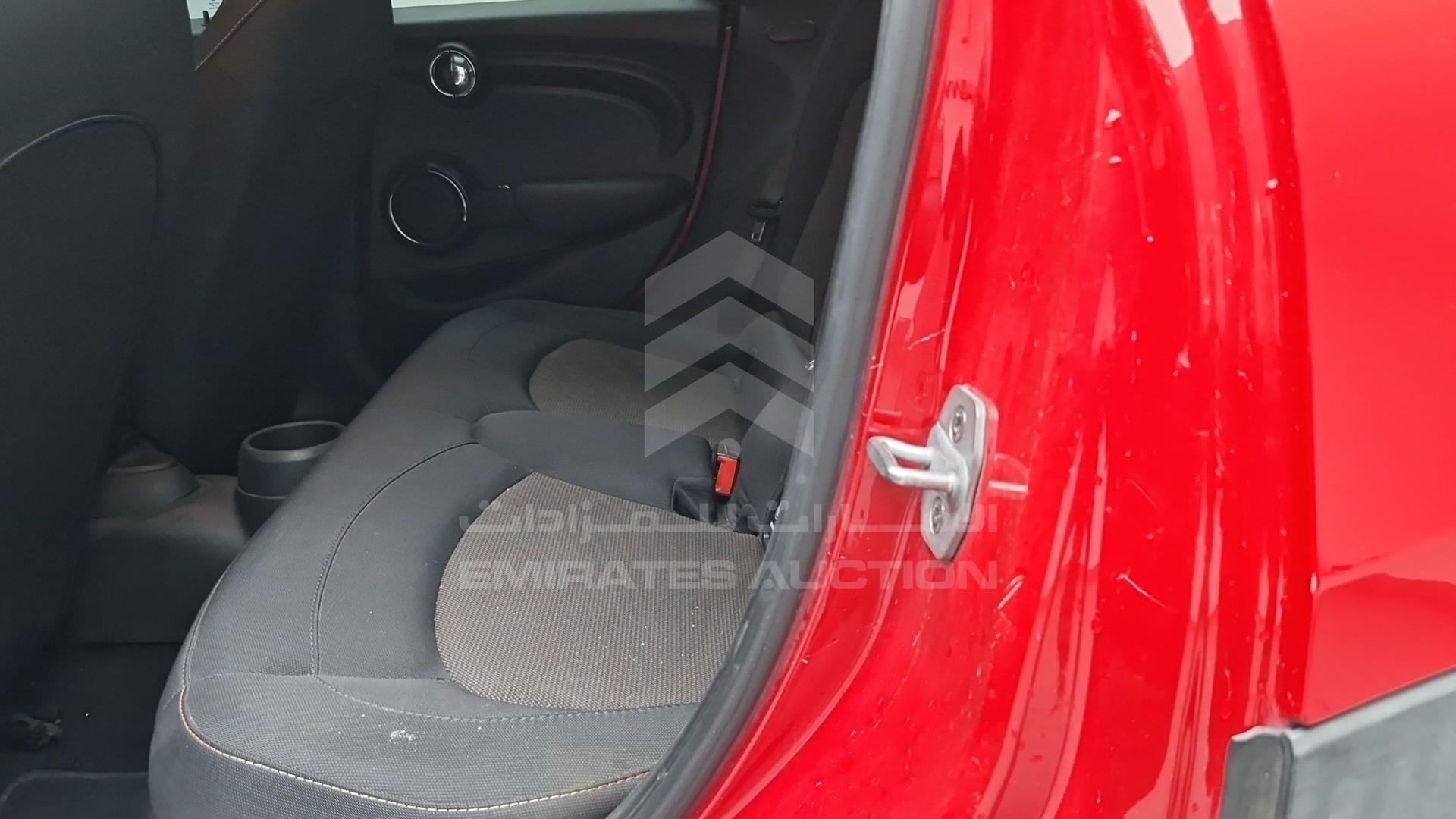 2019 MINI COOPER VIN: WMWXU7A09KTM90284