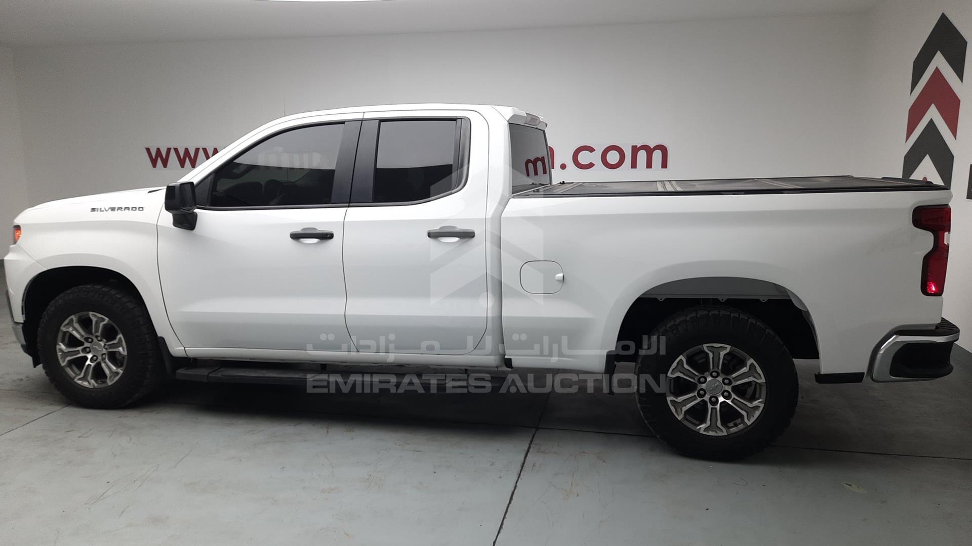 2019 CHEVROLET SILVERADO VIN: 1GCRWAEH2KZ289813