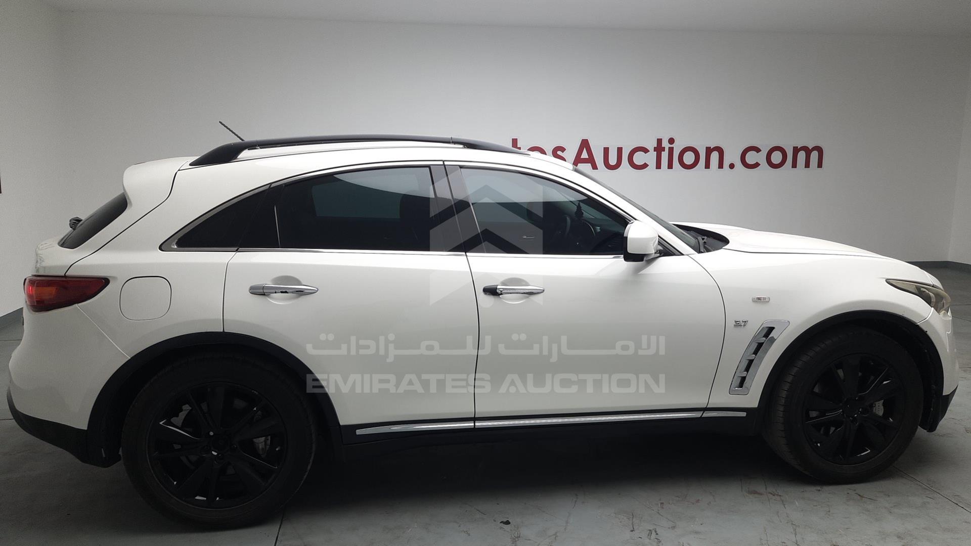 2016 INFINITI QX 70 VIN: JNRCSIMWXGM660013