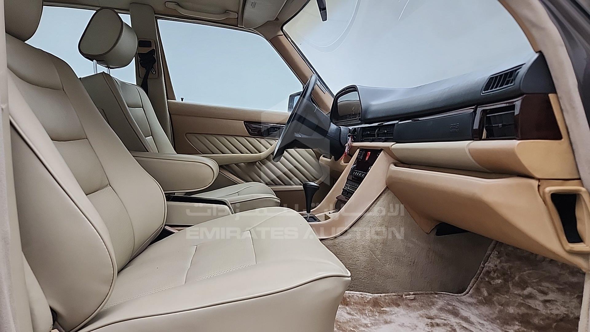 1991 MERCEDES SEL 560 VIN: WDBCA39E1MA592260
