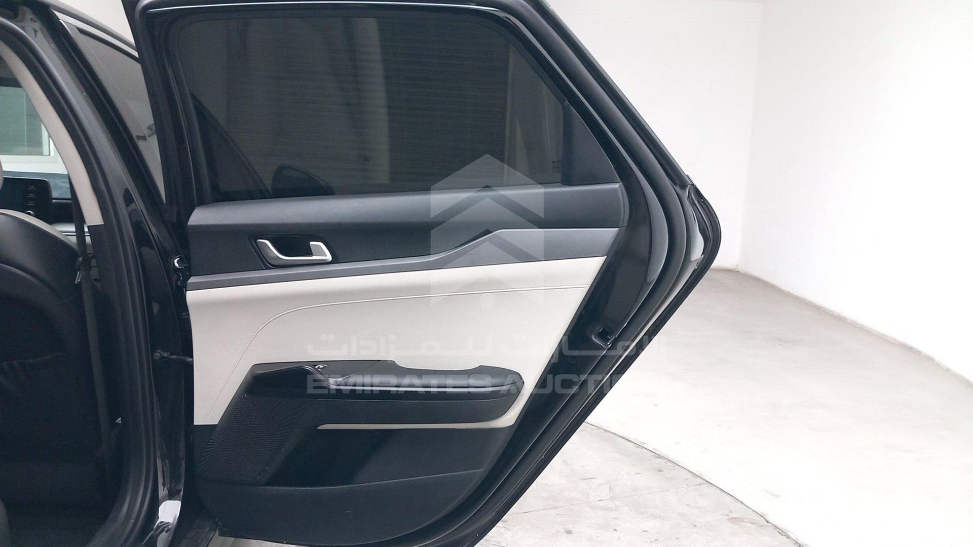 2021 KIA K5 VIN: KNAG2417XM5090808