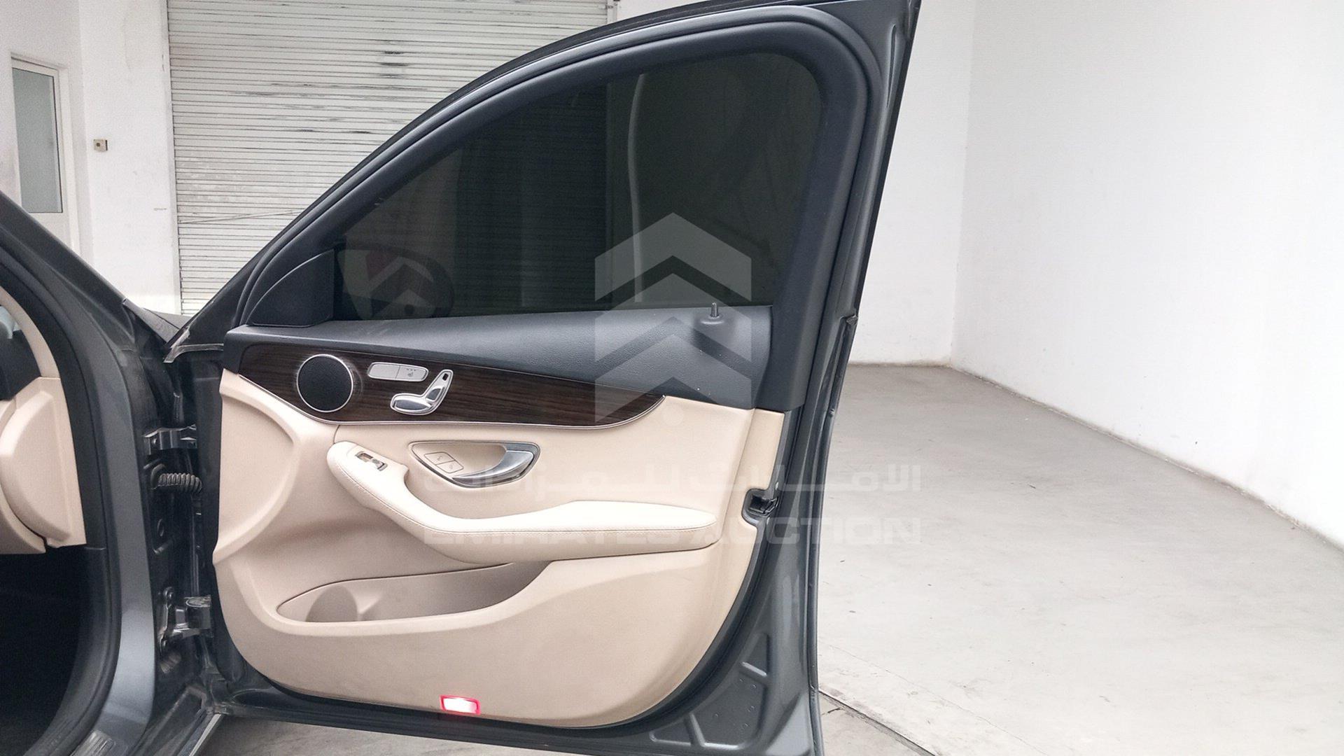 2017 MERCEDES C 300 VIN: 55SWF4KB9HU210090