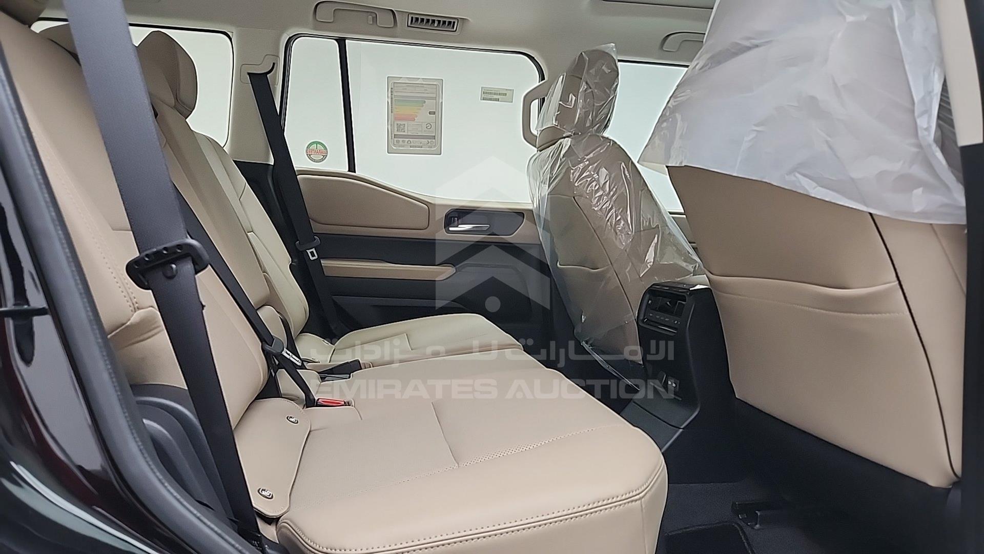 2024 TOYOTA PRADO VIN: JTEAACAJ4RK005516