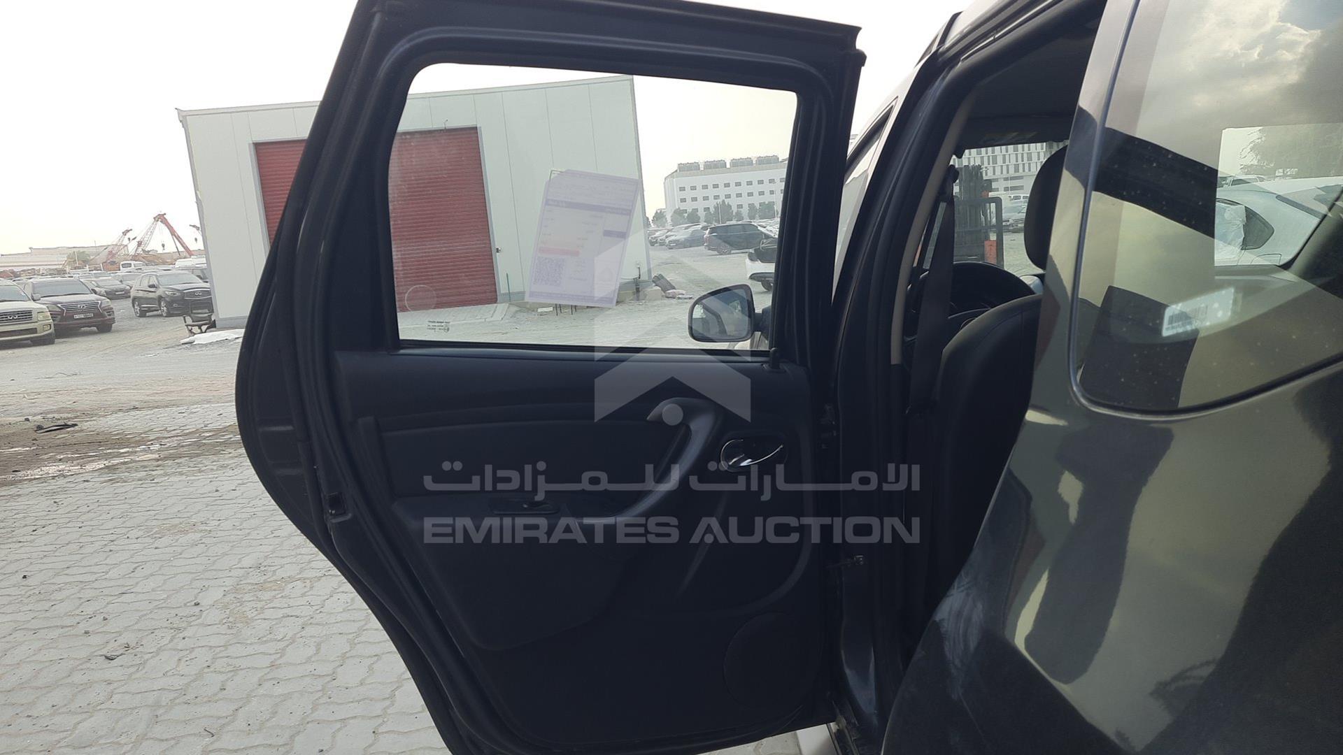 2017 RENAULT DUSTER VIN: VF1HSRCH5HA502395