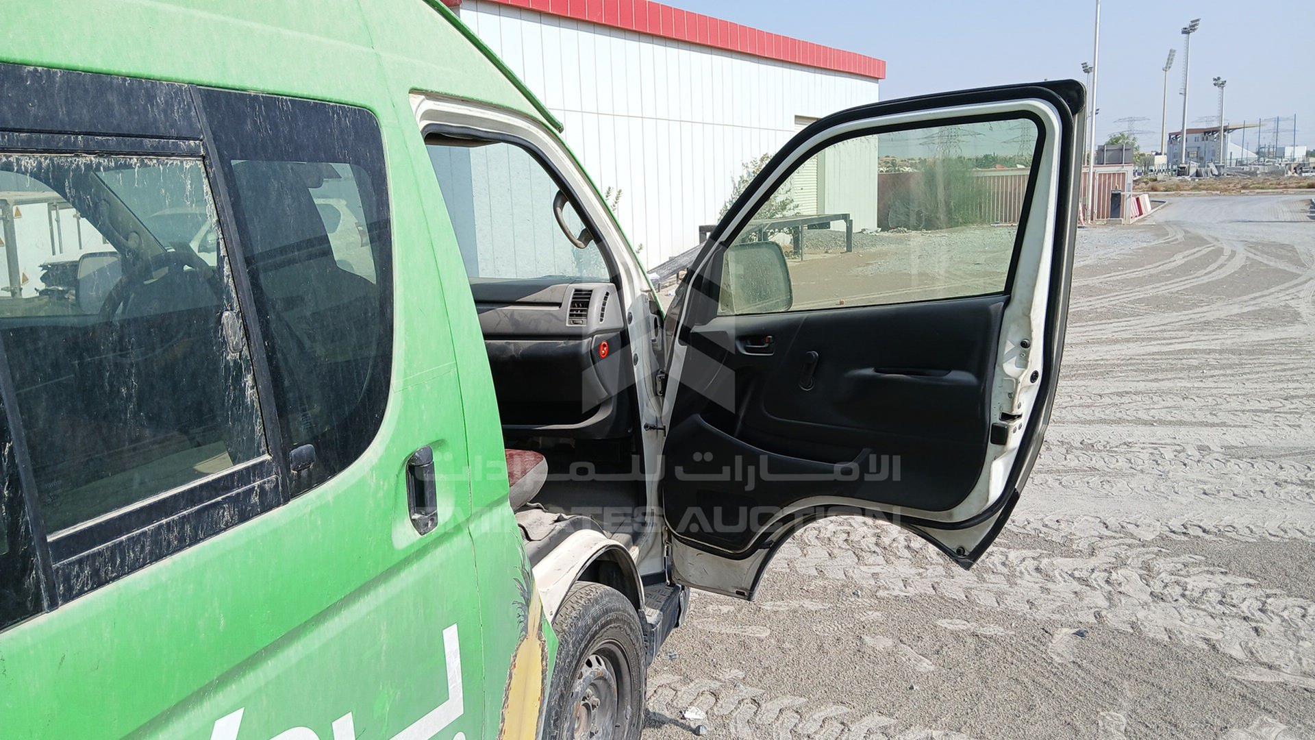2012 TOYOTA HIACE VIN: JTGSX22P1C6125619
