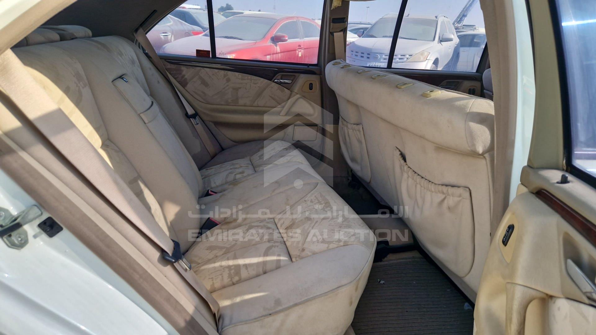 1998 MERCEDES E320 VIN: W09V97226WLB77005
