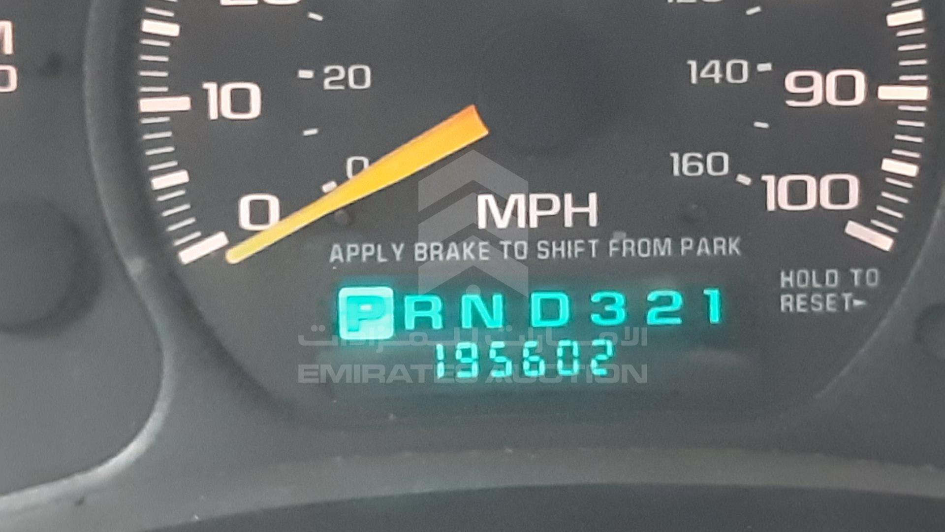 2000 CHEVROLET SILVERADO VIN: 2GCEC19V3Y1360820