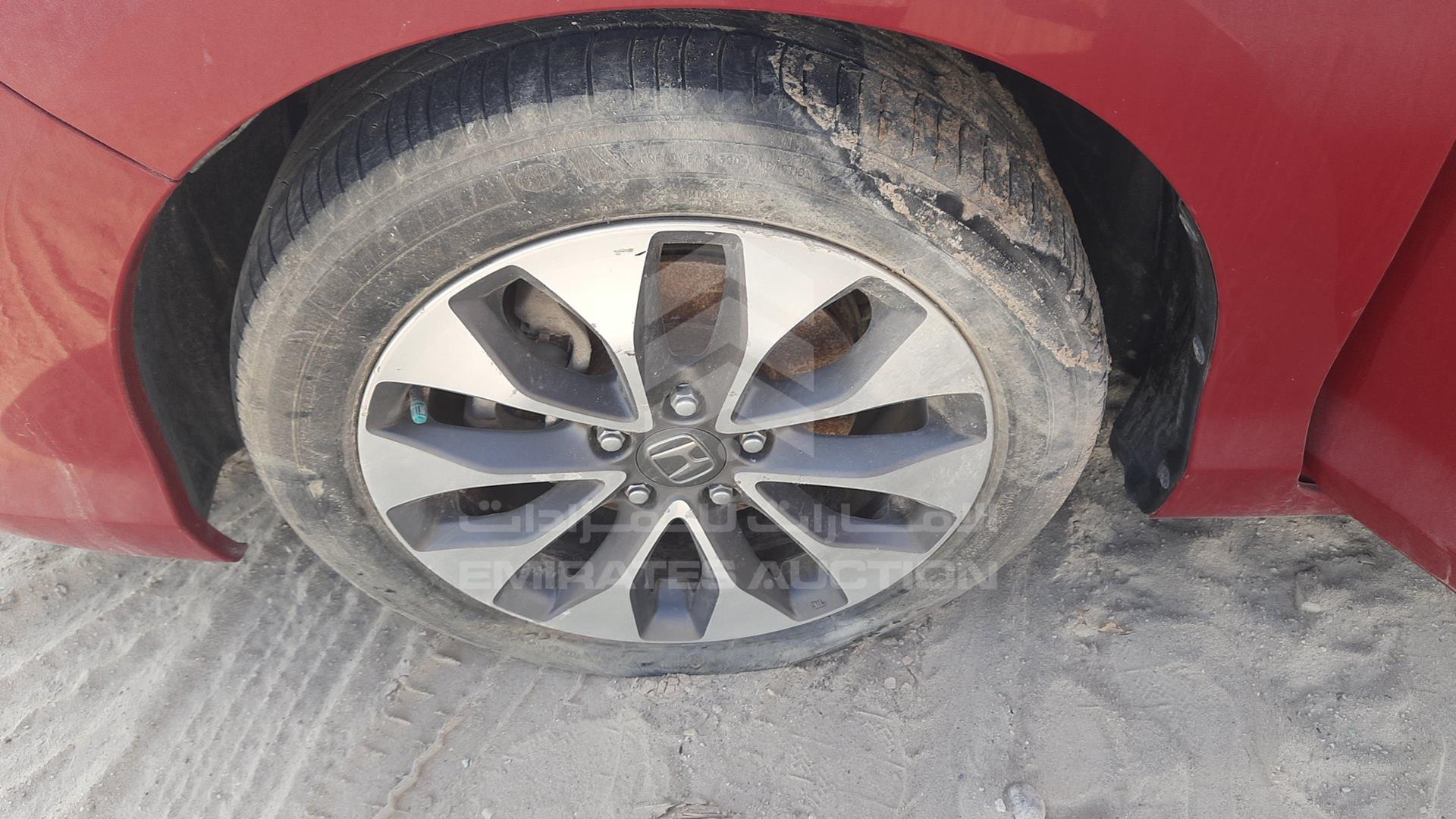 2015 HONDA ACCORD VIN: 1HGCT1275FA600702
