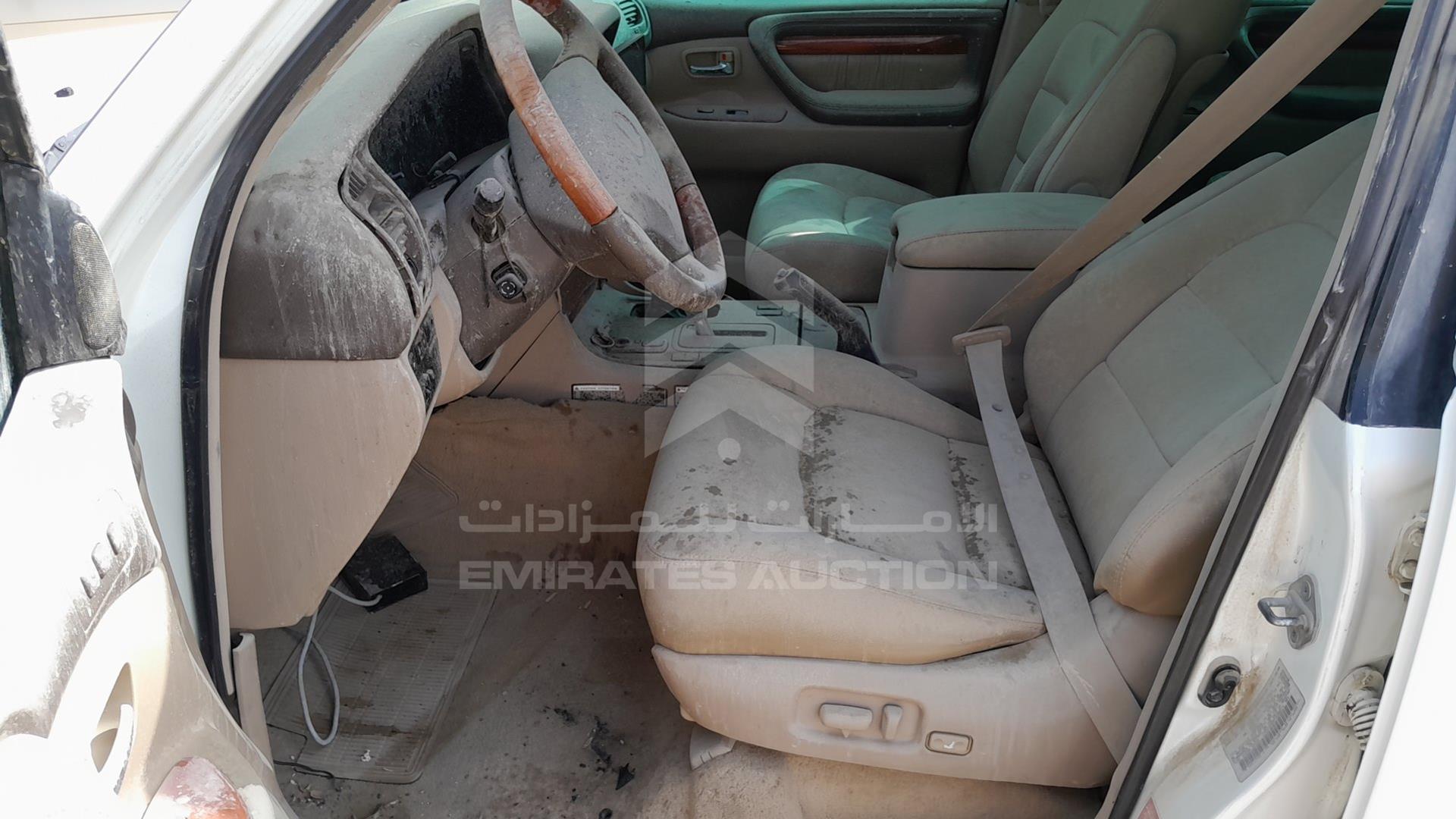 2000 LEXUS LX 470 VIN: JT6HT00W8Y0082013
