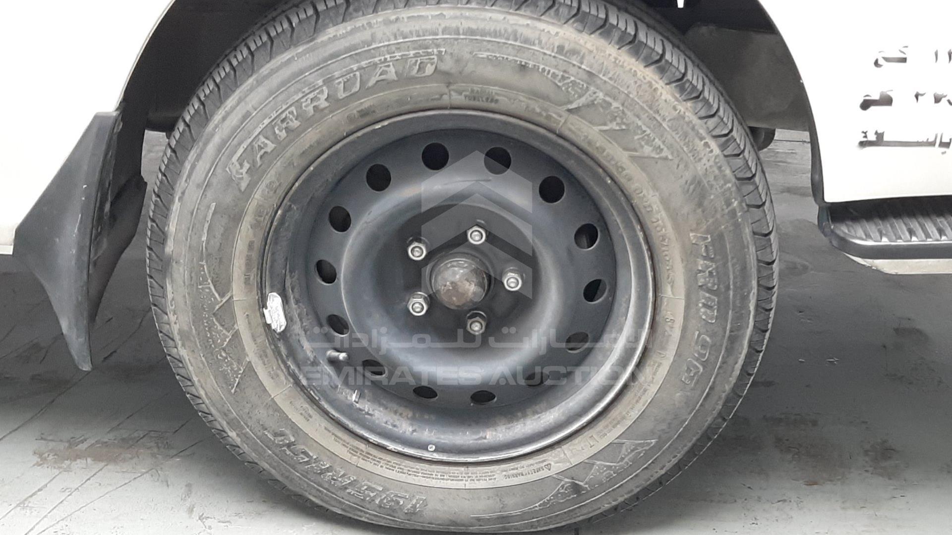 2003 TOYOTA HIACE VIN: JTCFR119537009974