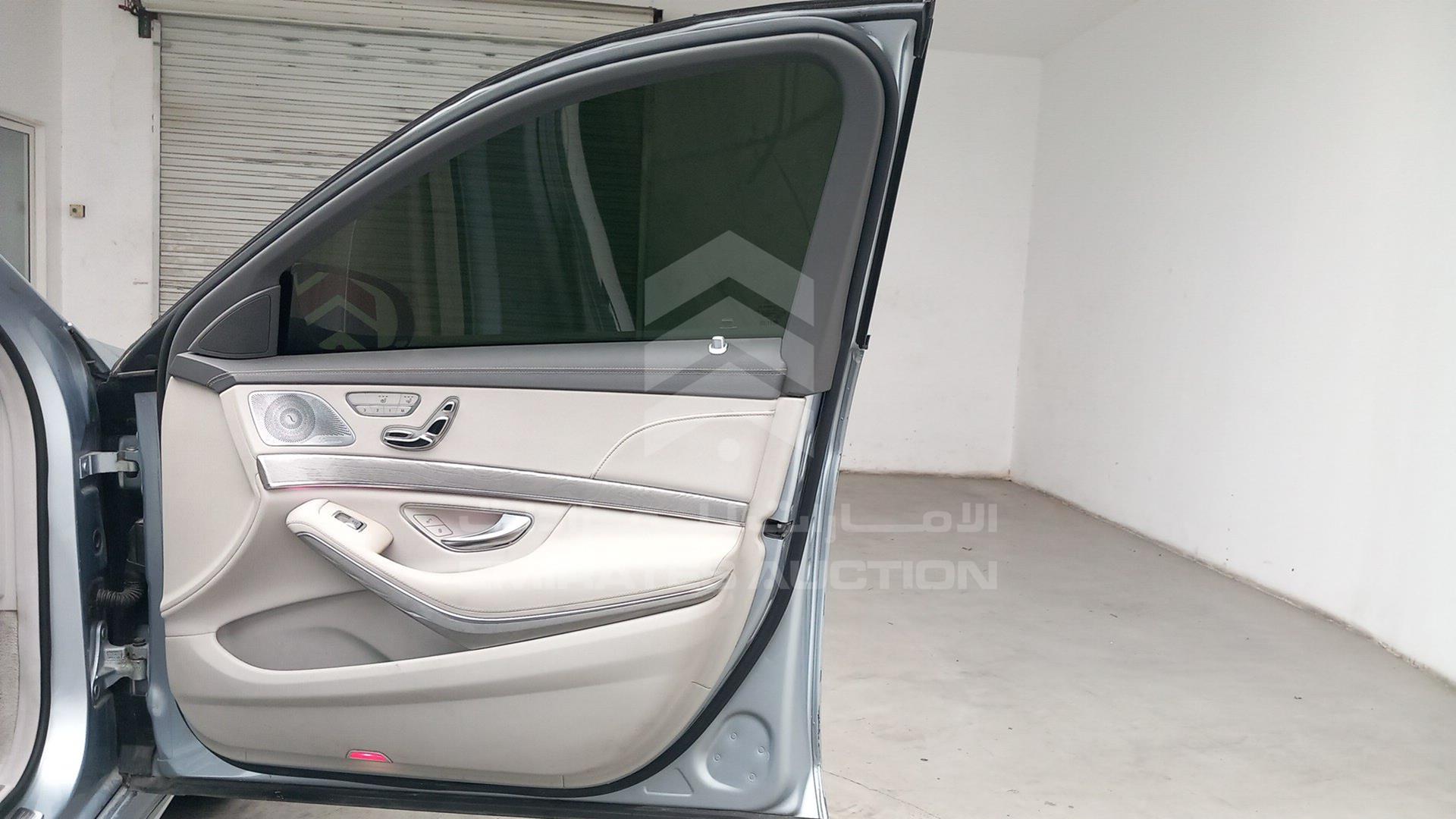 2014 MERCEDES S 63 AMG VIN: WDDUG7JB6EA001165