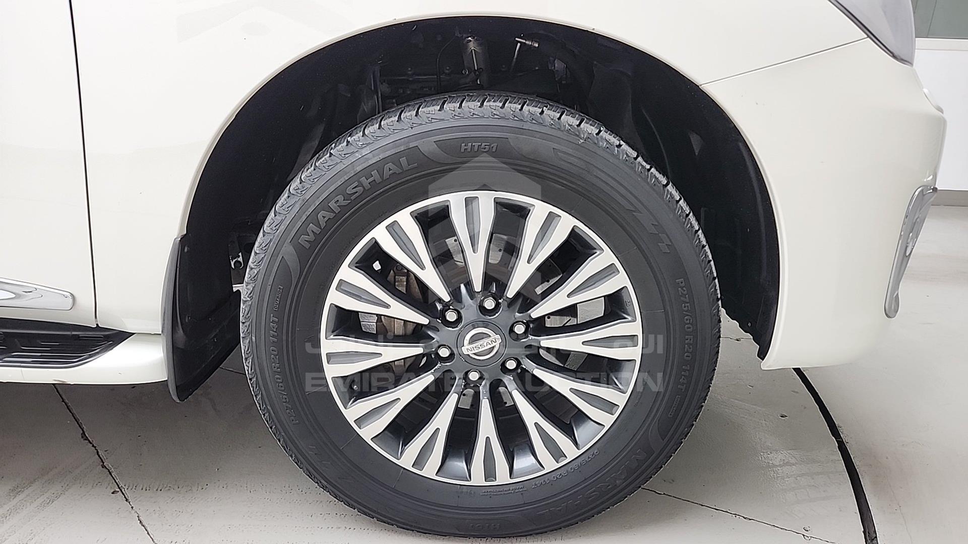 2017 NISSAN PATROL VIN: JN8AY2NY8H9304986