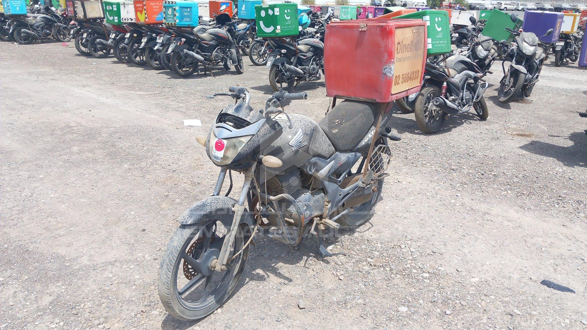 2014 HONDA CBF150 MA VIN: ME4KC09CME8860332