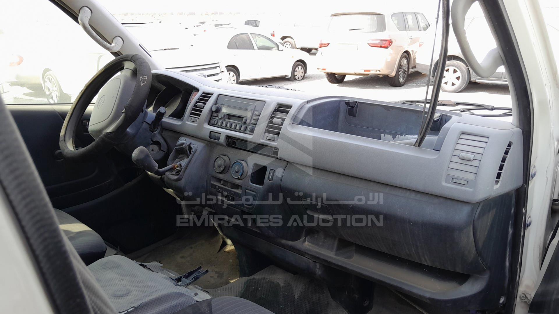 2007 TOYOTA HIACE VIN: JTGJX02P275006814