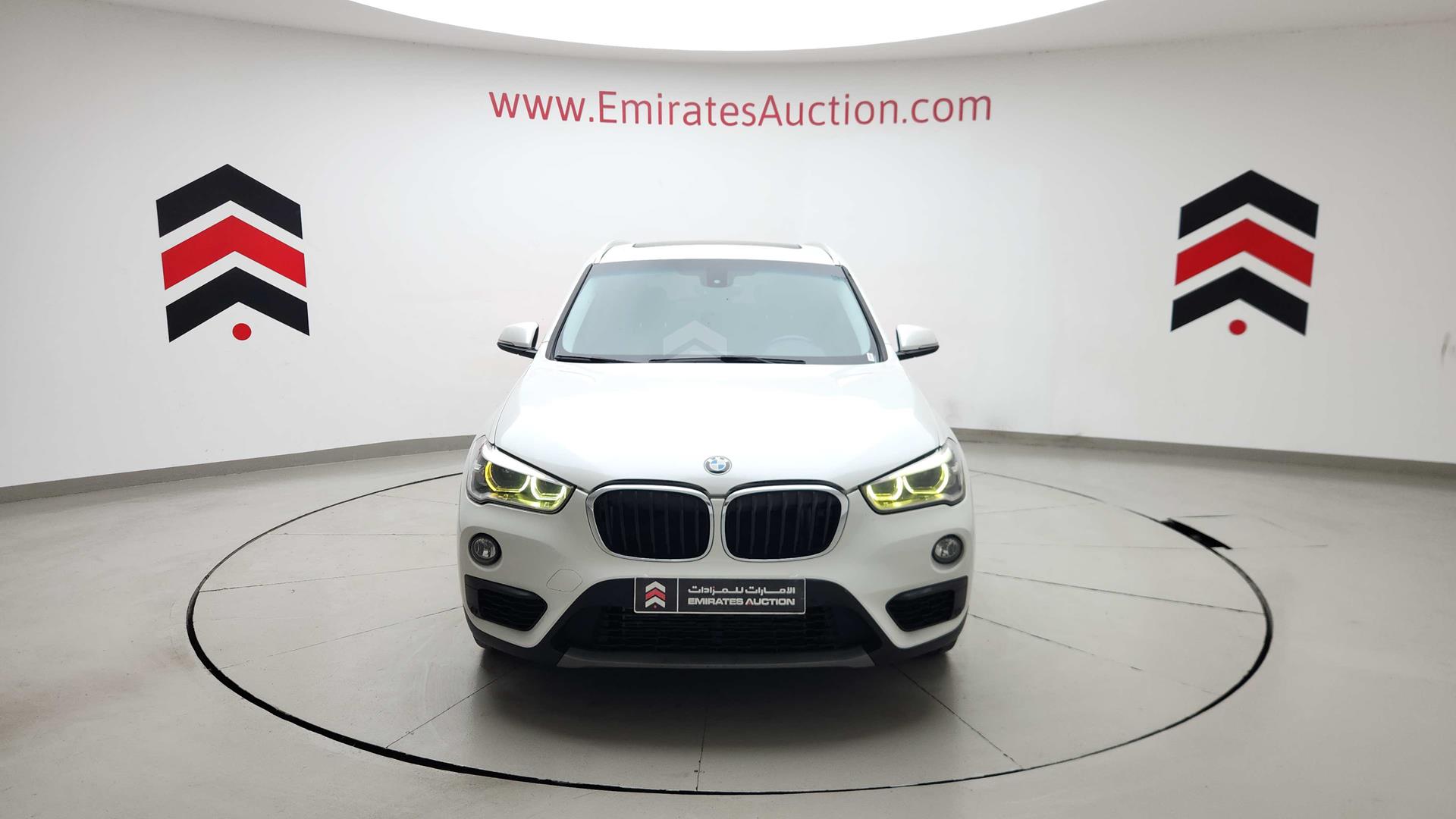 2018 BMW X1 VIN: WBAJG3106JEE24237