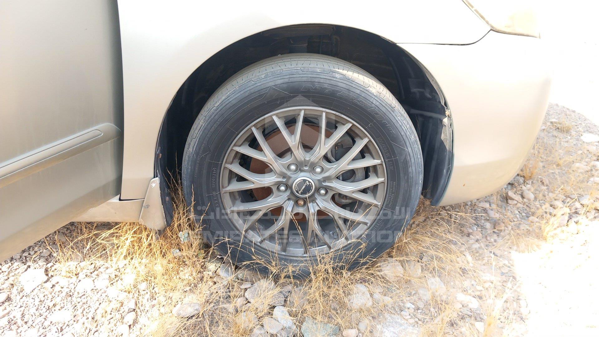 2008 TOYOTA CAMRY VIN: 6T1BE42KX8X492880
