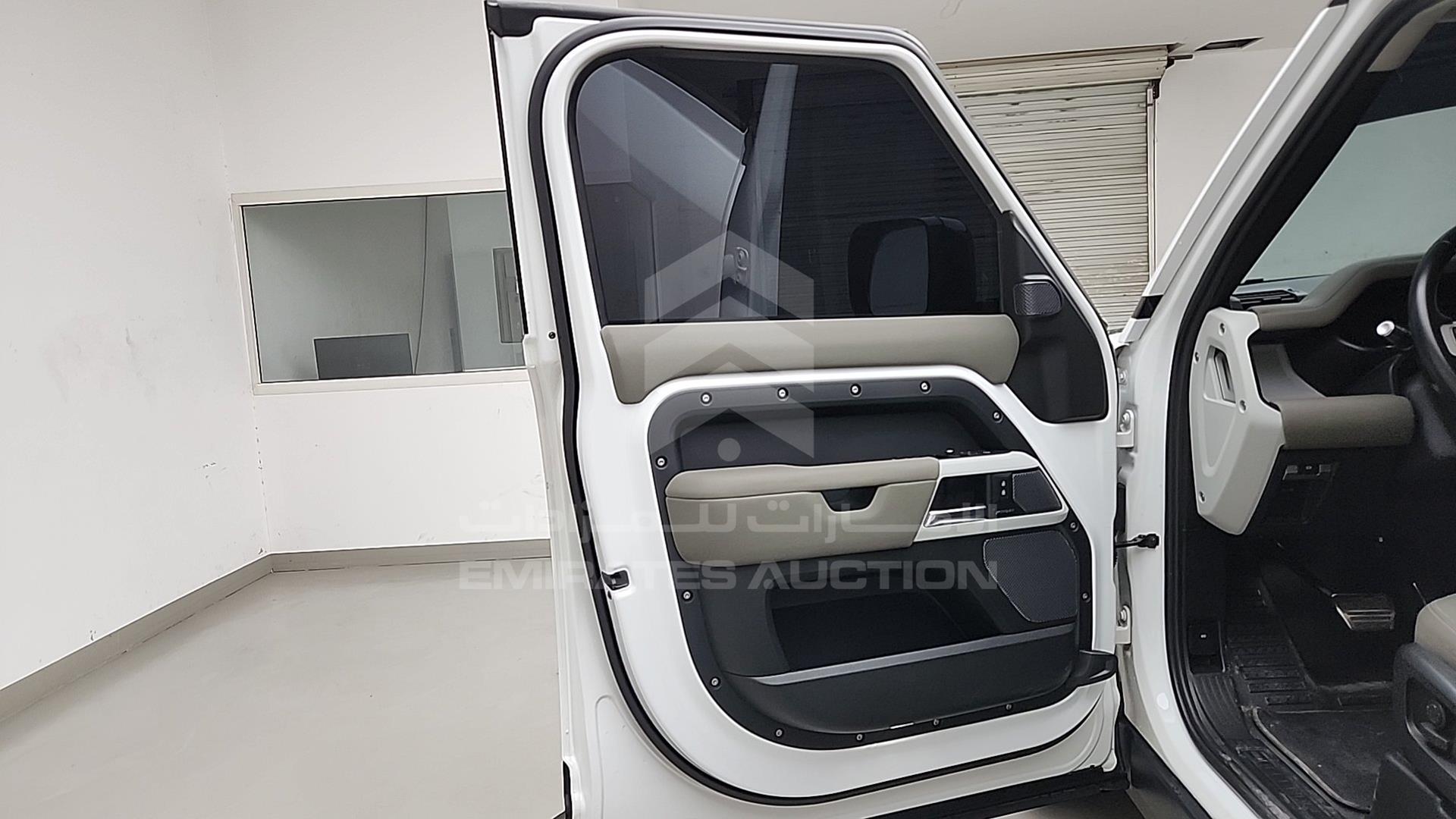 2021 LAND ROVER DEFENDER VIN: SALEA7BU2M2035119