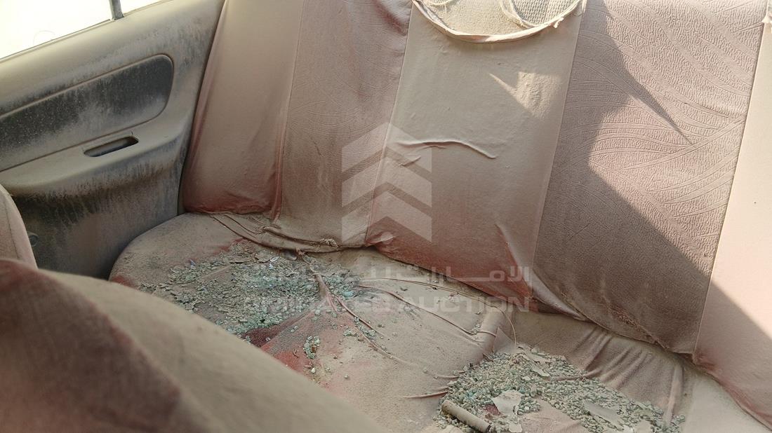 نيسان صني 2000 — زاوية الراكب الخلفي اليسرى — صورة 20