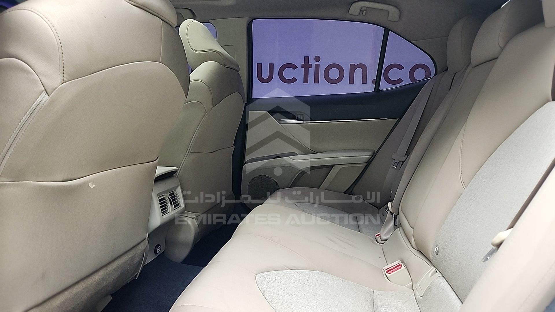 2019 TOYOTA CAMRY VIN: JTNBF4HK8K3029182