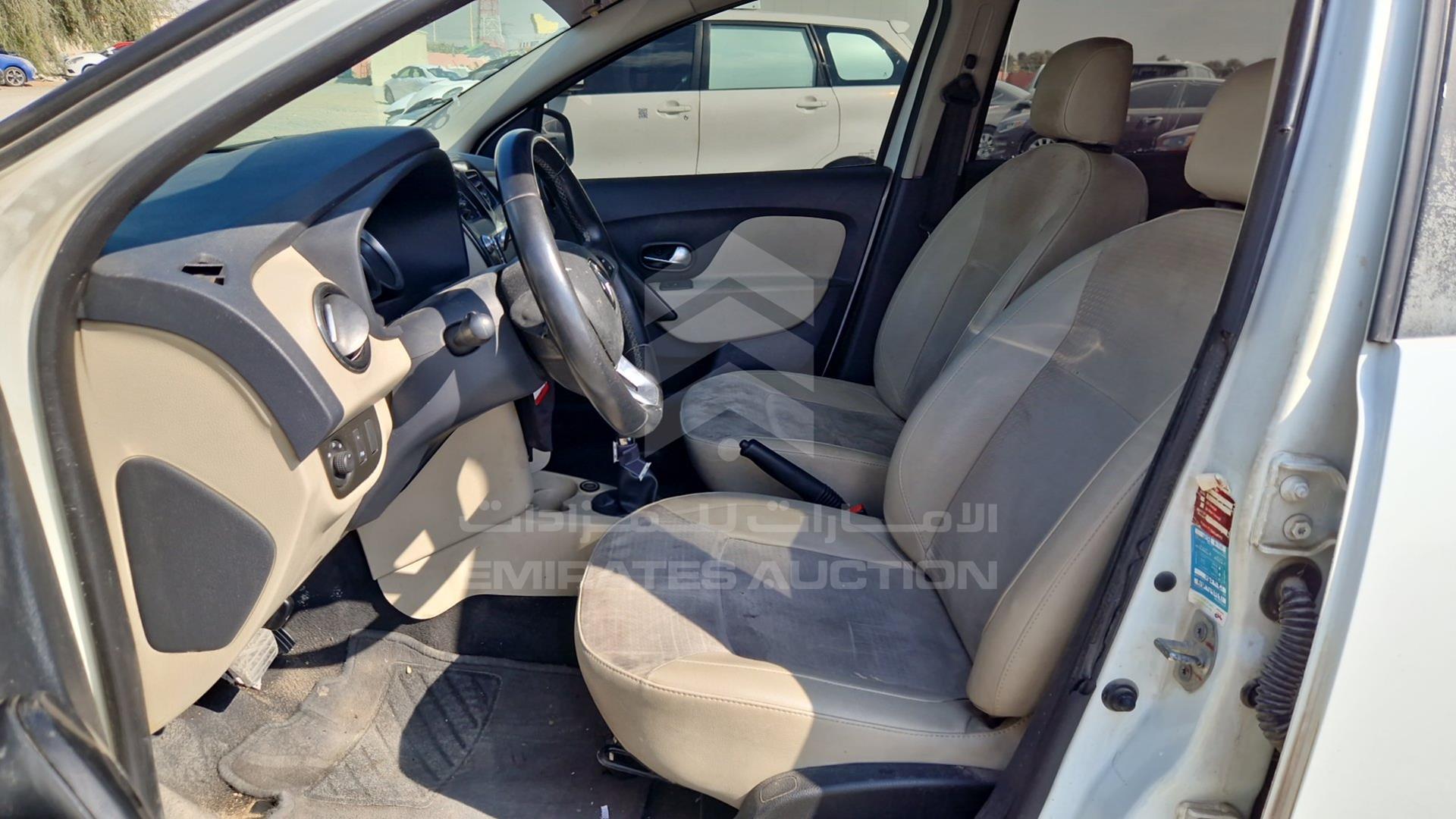 2017 RENAULT SYMBOL VIN: VF14SRAB2HT518524
