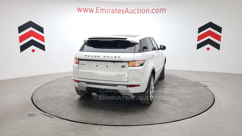 SALVA2BG0EH935397 Auction: EmiratesAuction Lot: 416781 SALVA2BG0EH935397 Range Rover Evoque 2014 WHITE Photo 12