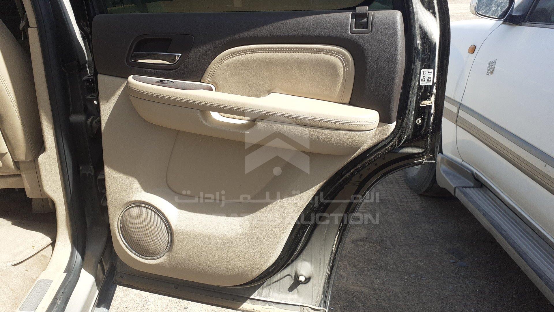 1GKS27EF8CR172113 - 2012 GMC Yukon - #355113