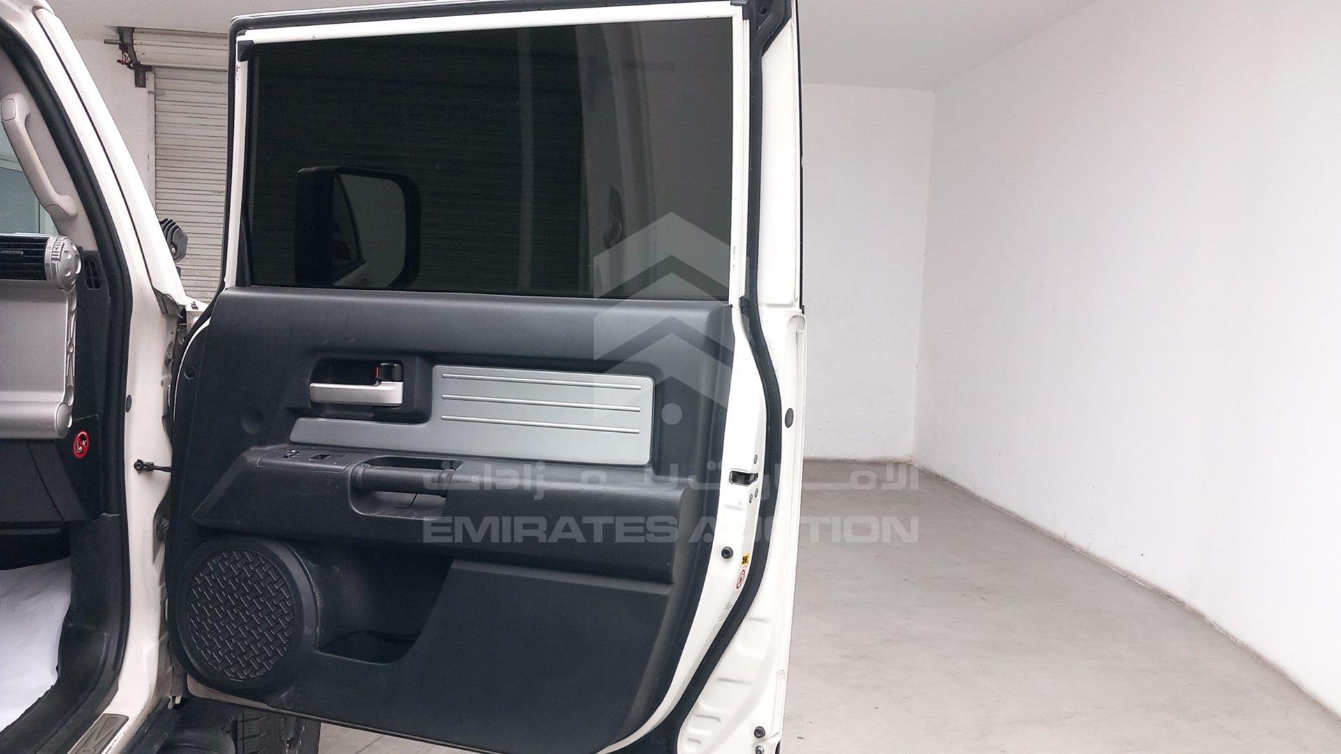 2009 TOYOTA FJ CRUISER VIN: JTEBU11F29K059425