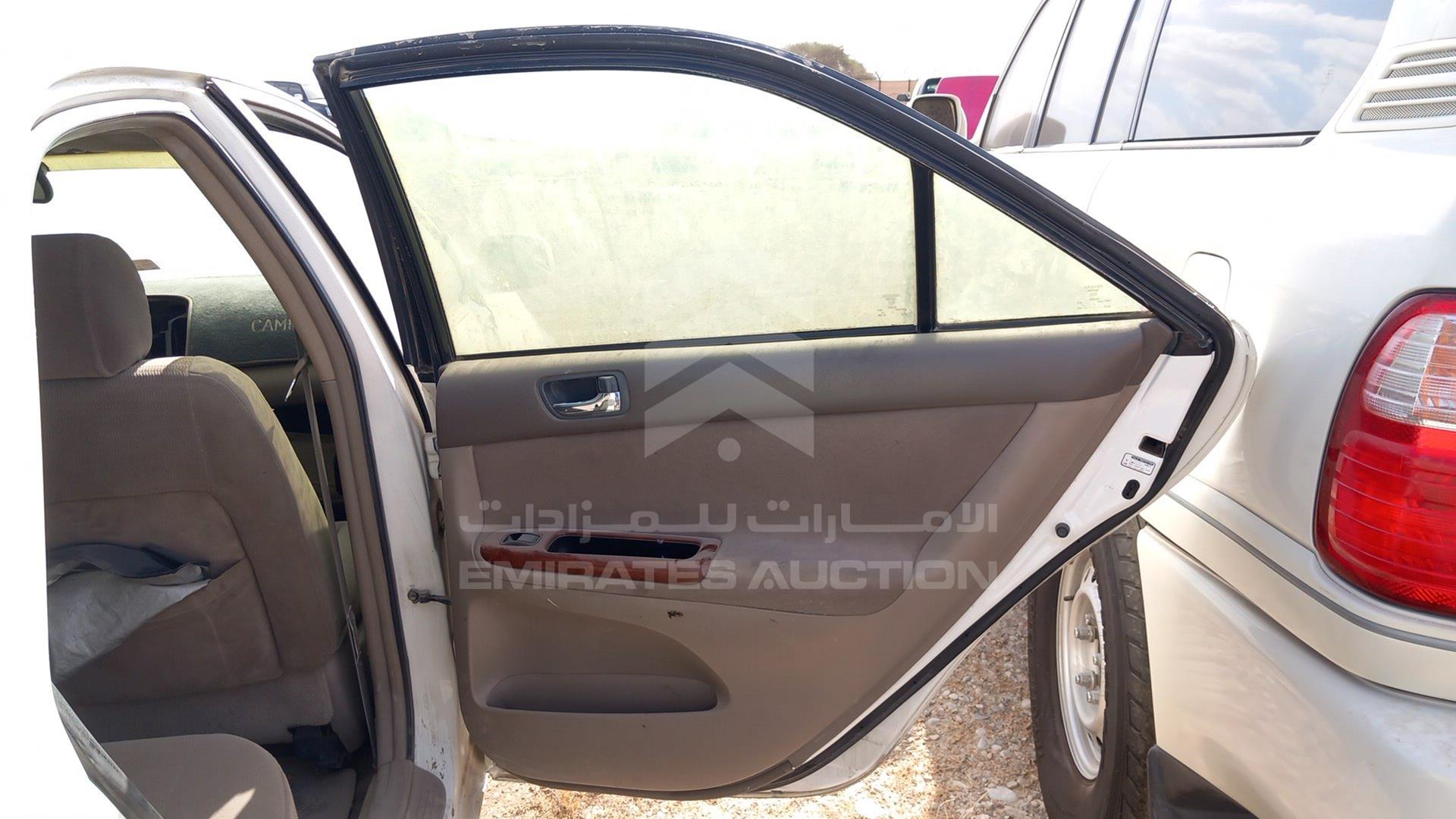 2005 TOYOTA CAMRY VIN: 4T1BE32KX5U400511