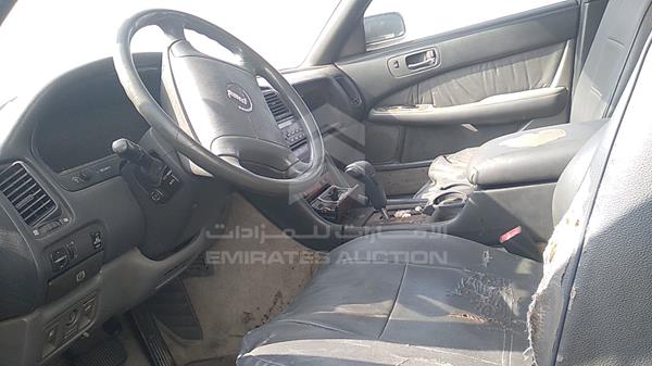 Lexus LS400 1992 JT8UF11E6N0098926 Image 3
