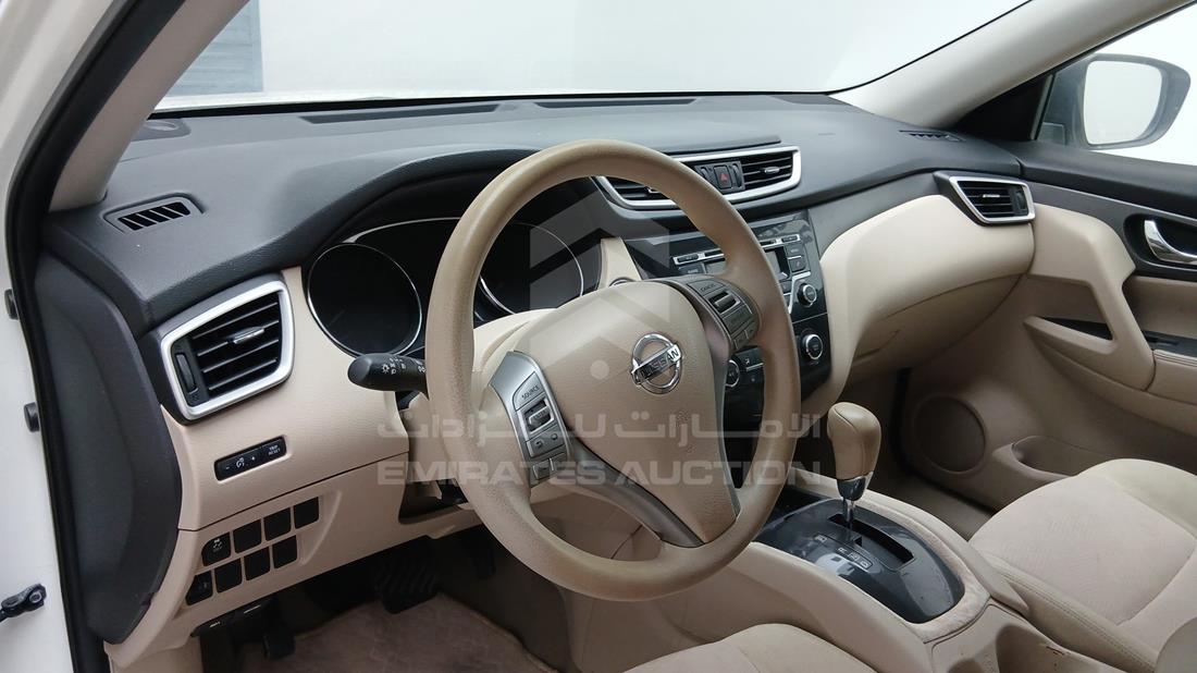 2015 Nissan X-Trail — Front Left Driver Dashboard View — Photo 13
