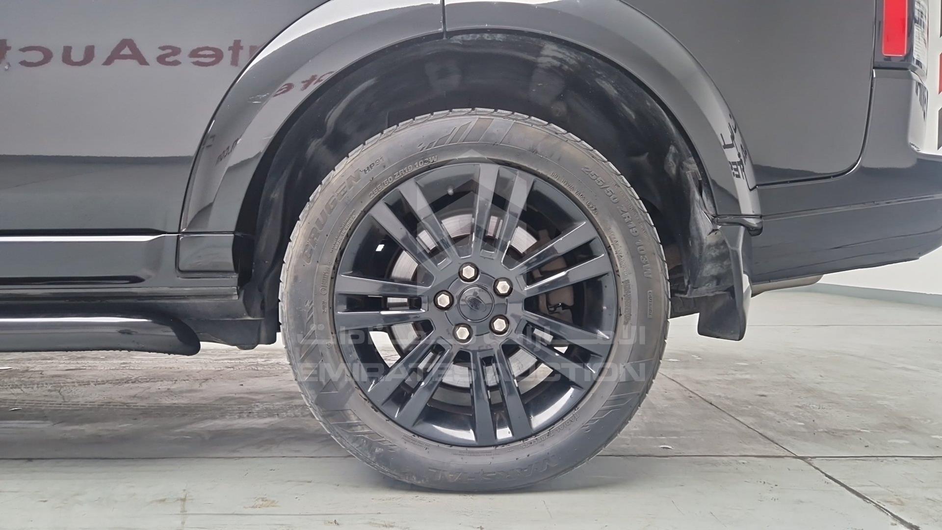 2015 LAND ROVER LR4 VIN: SALLAAAV6FA740368