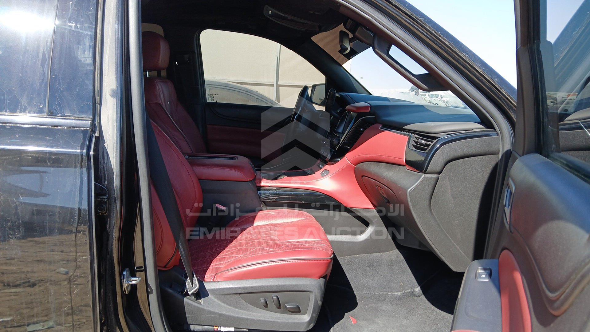 2015 CHEVROLET SUBURBAN VIN: 1GNSKJKC4FR633256