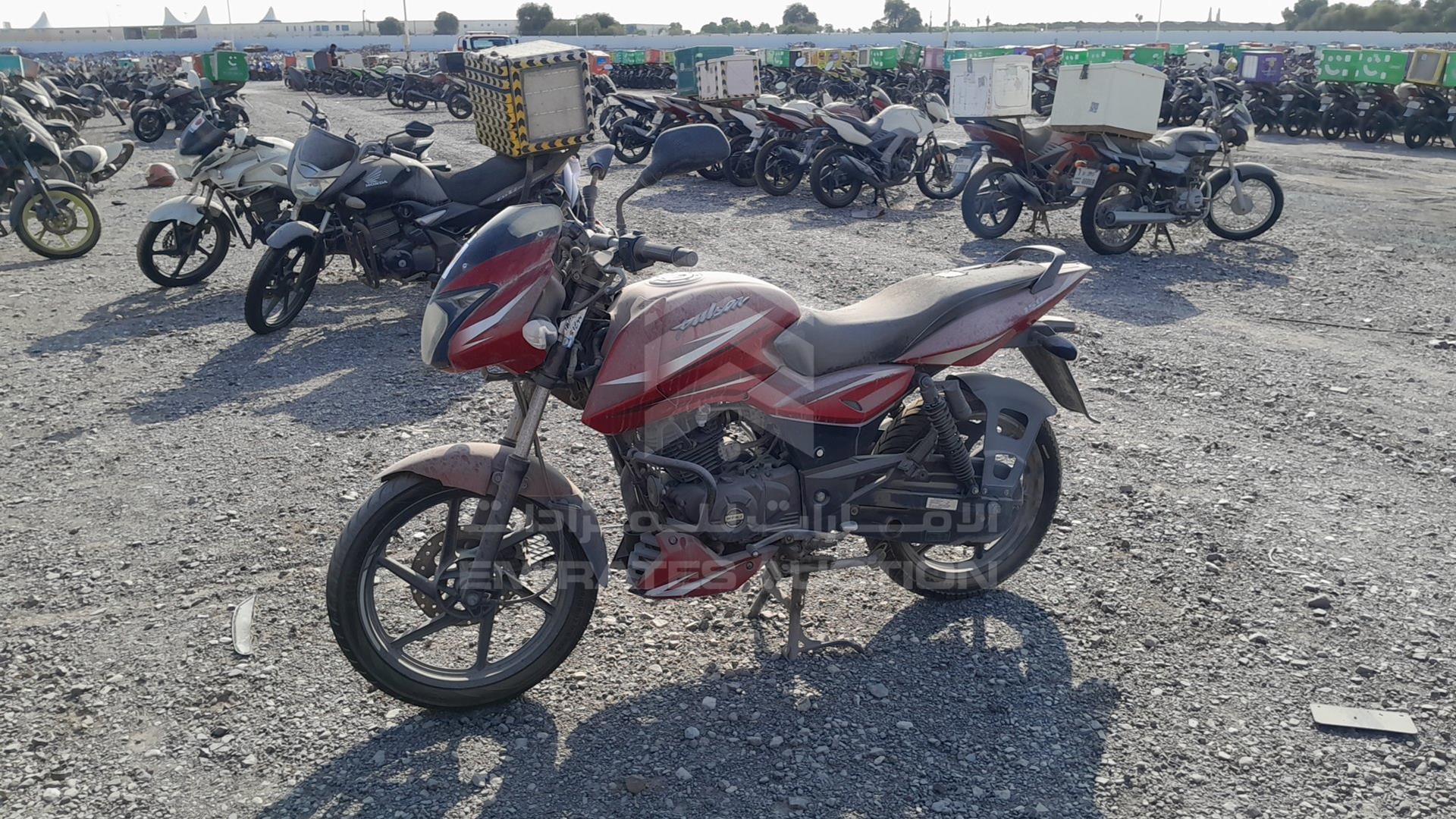 0 BAJAJ PULSAR VIN: MD2A11CX3LCE56607
