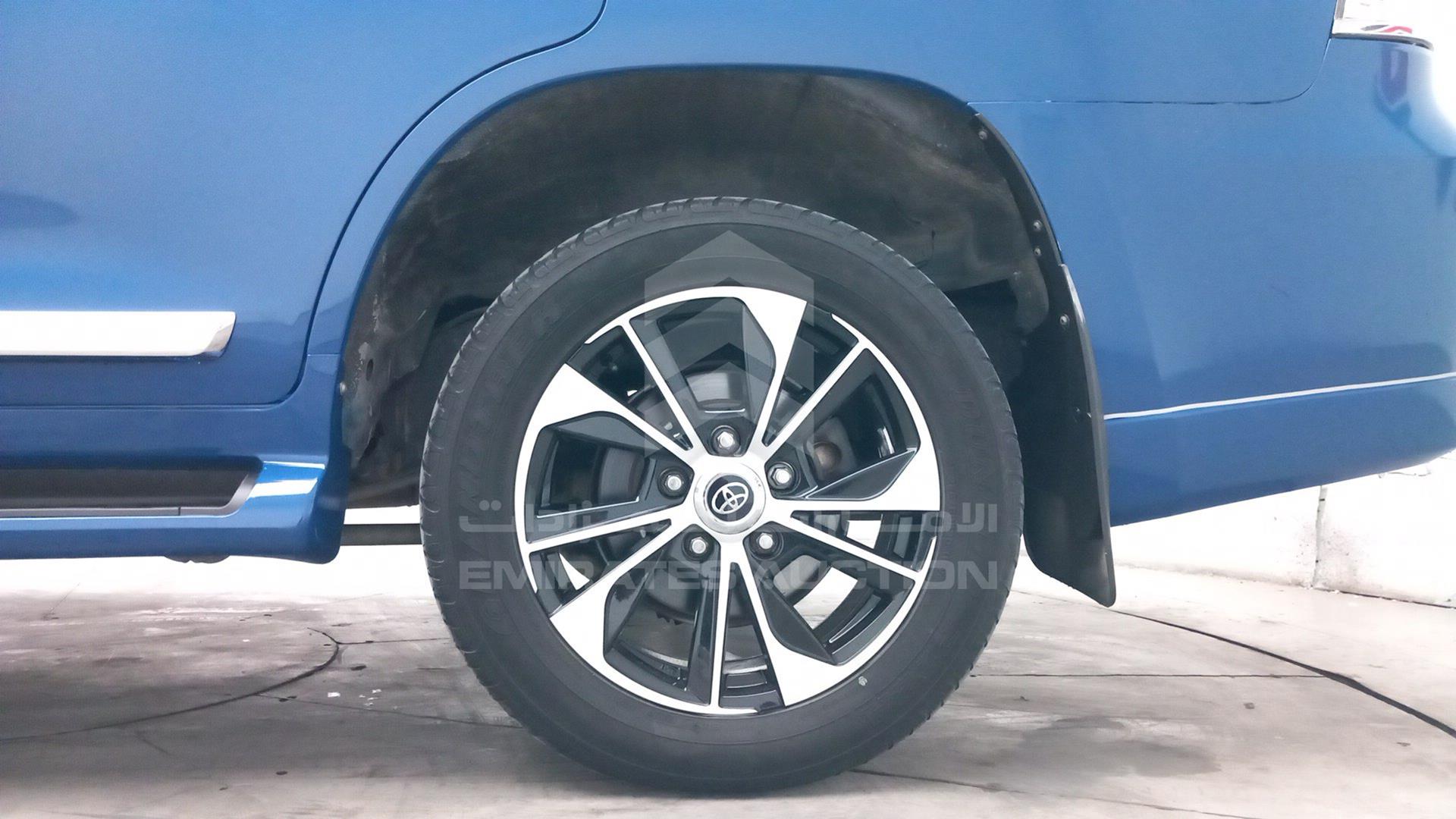 2013 TOYOTA LAND CRUISER VIN: JTMDU09J5D4063059