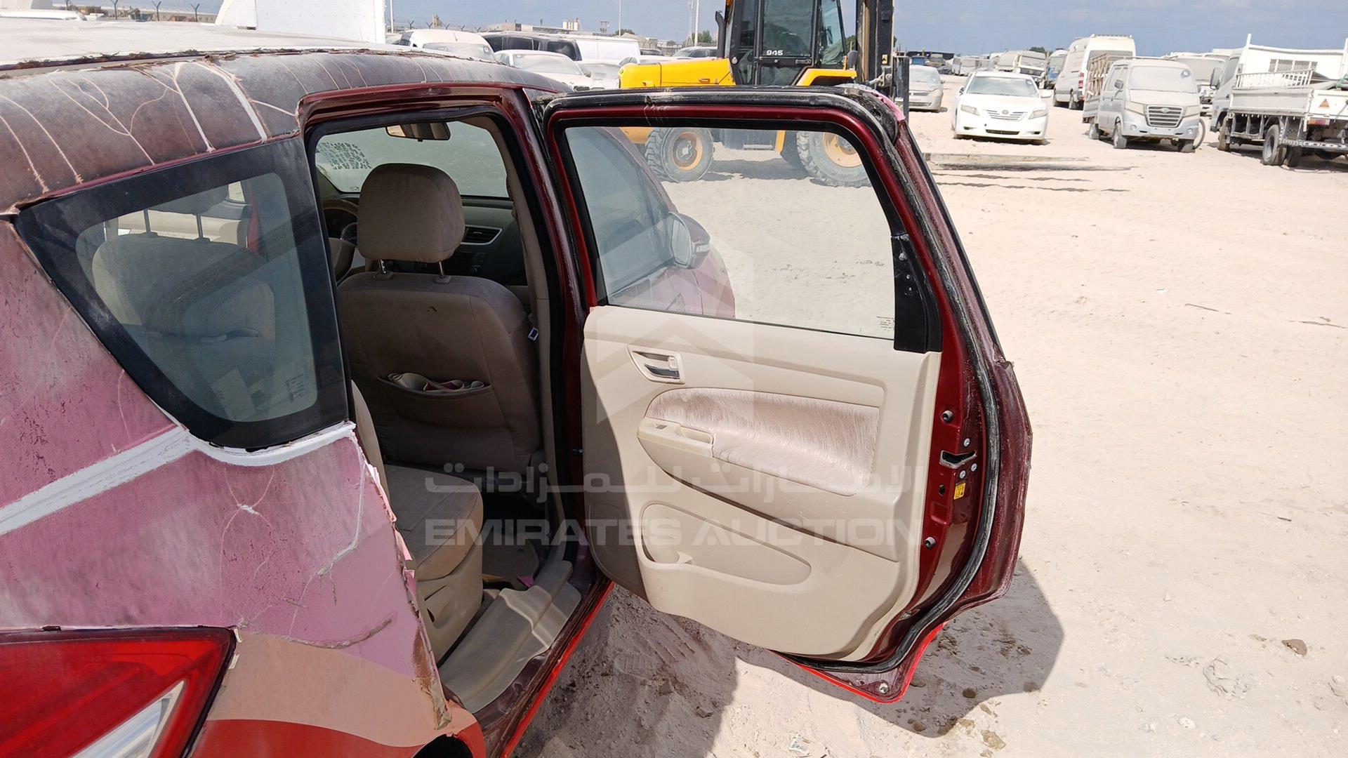 2015 SUZUKI ERTIGA VIN: MA3ZE8A13F0261420