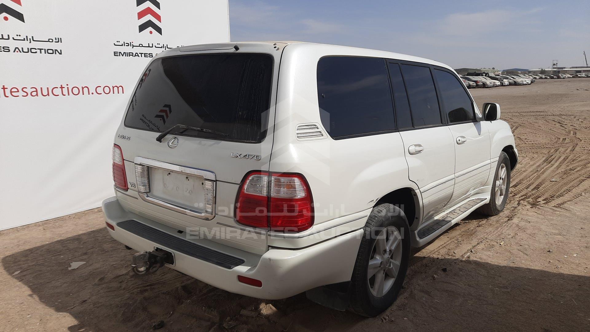 2005 LEXUS LX 470 VIN: JTJHT00WX53551277