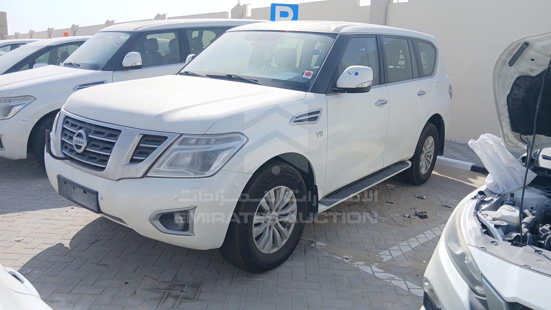 نيسان باترول 2019 — الزاوية الأمامية اليسرى — صورة 5