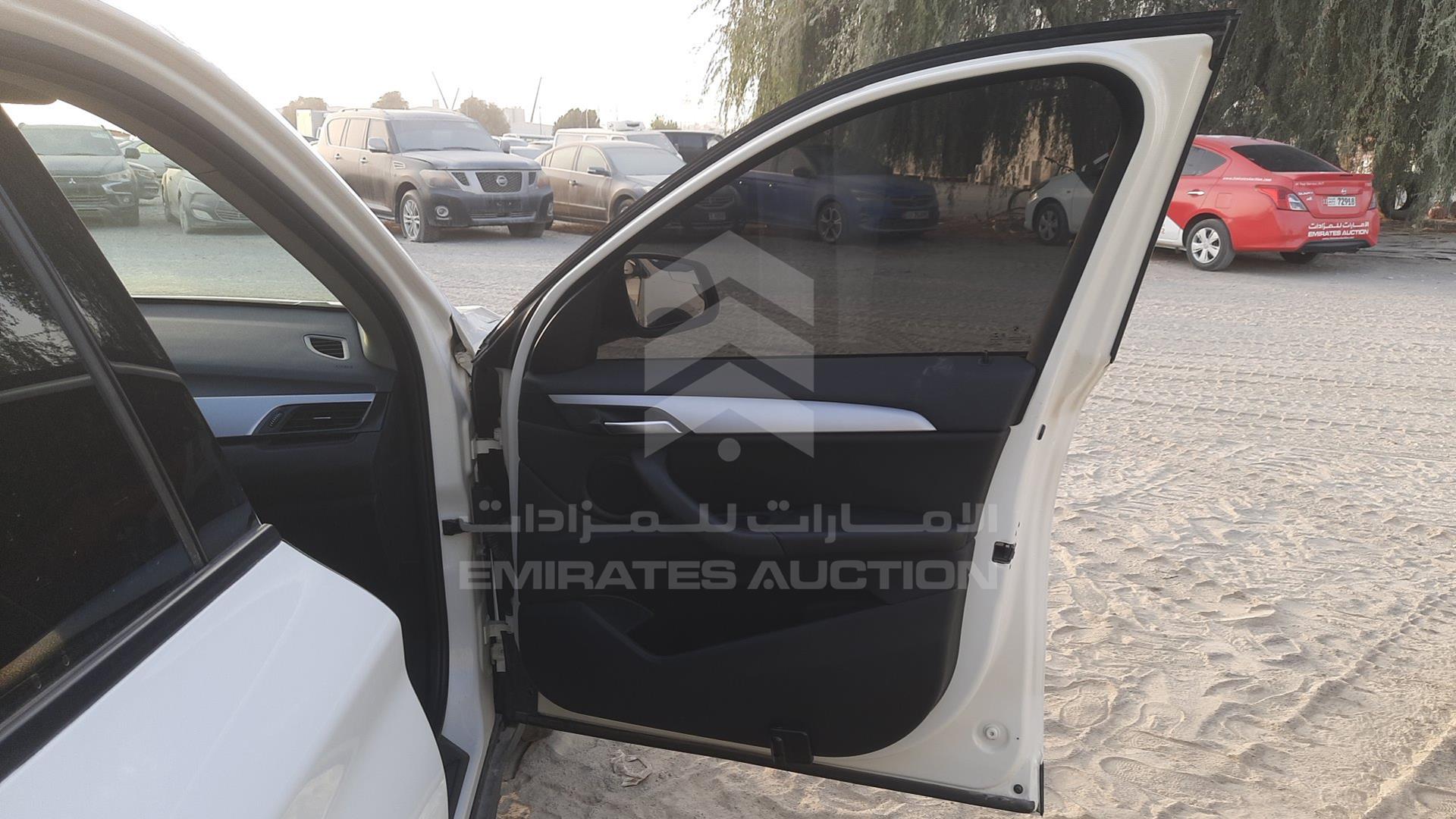 2019 BMW X1 VIN: WBAJG3A0XK3H20813