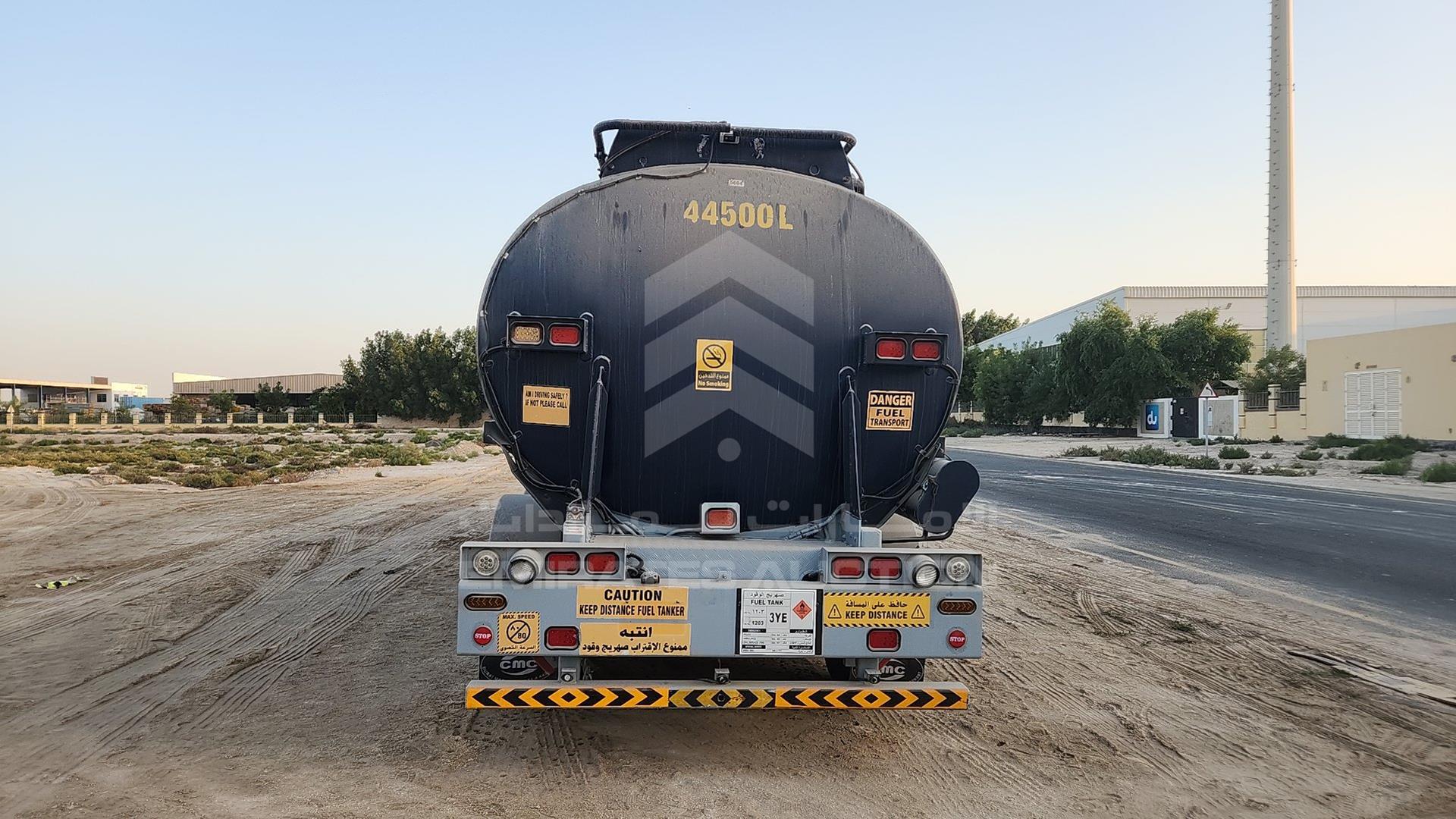 2007 UNDEFINED TANK TRAILER VIN: D000810DXBTRAILER