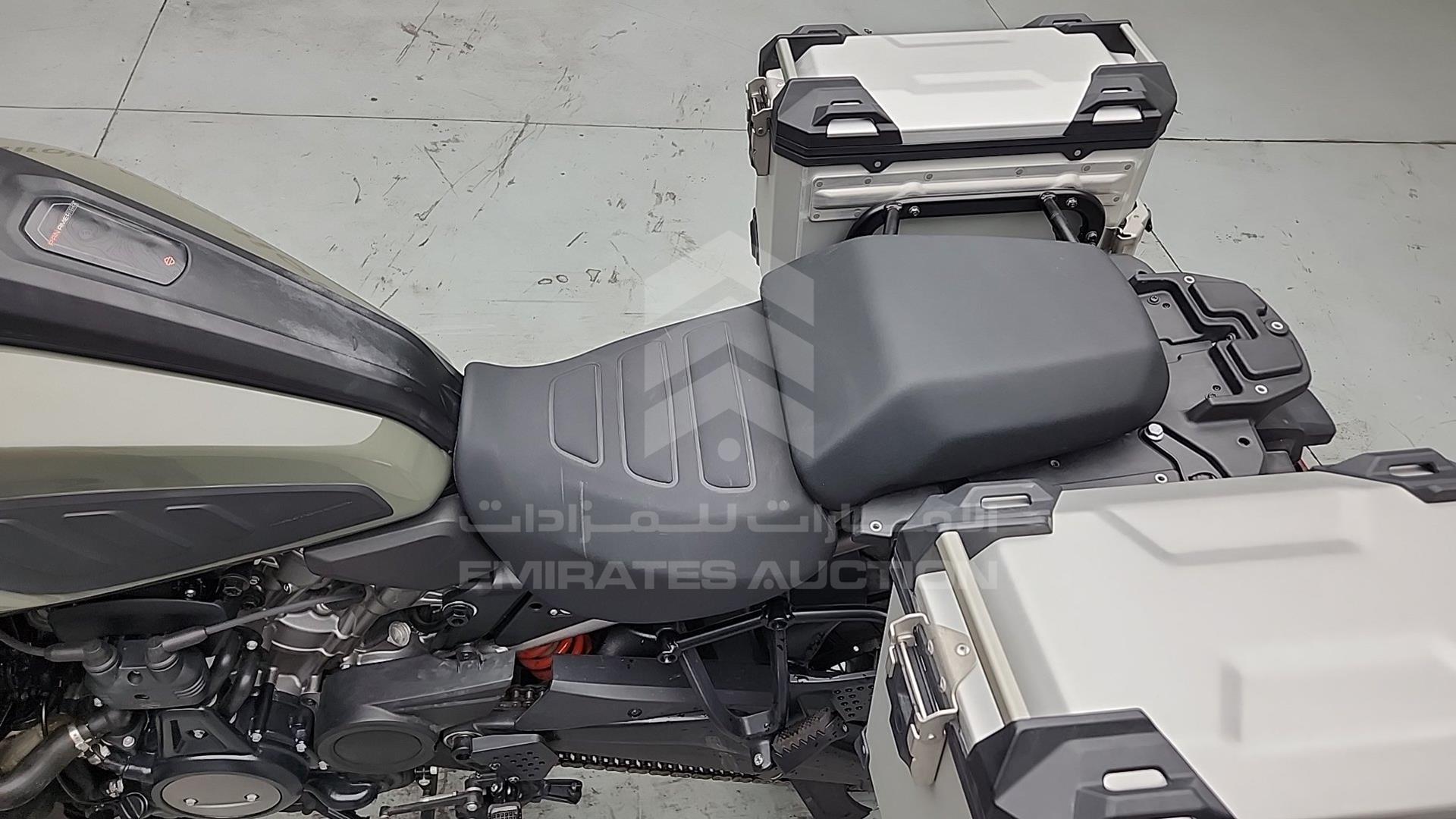 2021 HARLEY DAVIDSON VIN: 5HD1ZES40MB307399