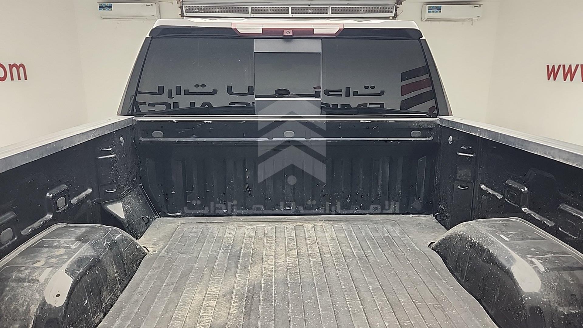 2019 CHEVROLET SILVERADO VIN: 3GCUYGED9KG132784