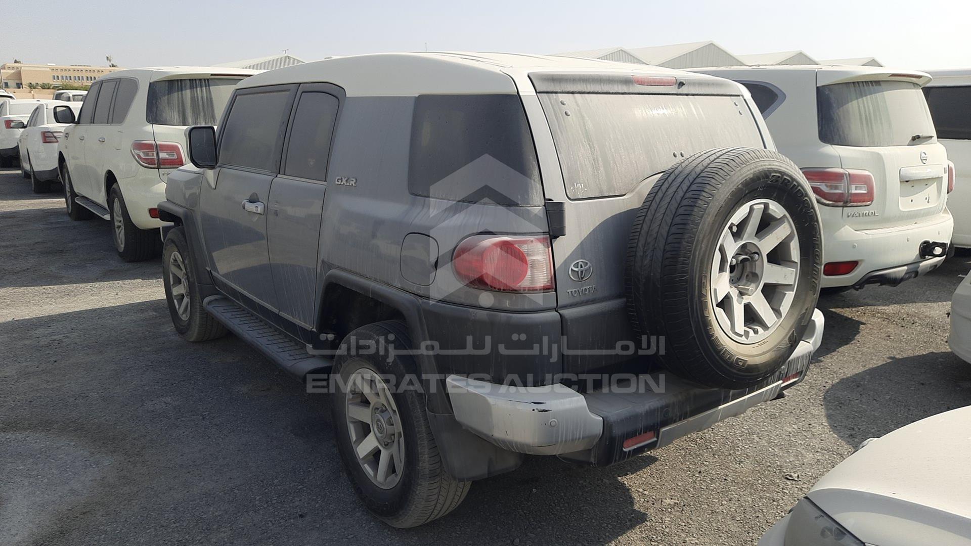2014 TOYOTA FJ CRUISER VIN: JTEBU11FXEK198065