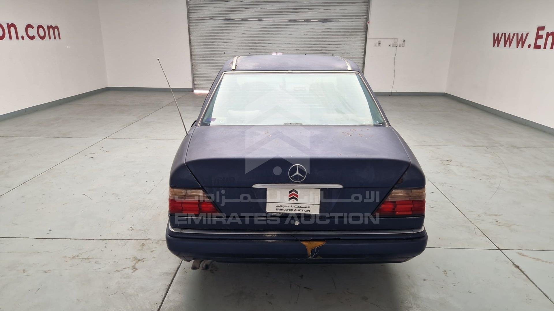 1995 MERCEDES E 280 VIN: WDB1240281C156311