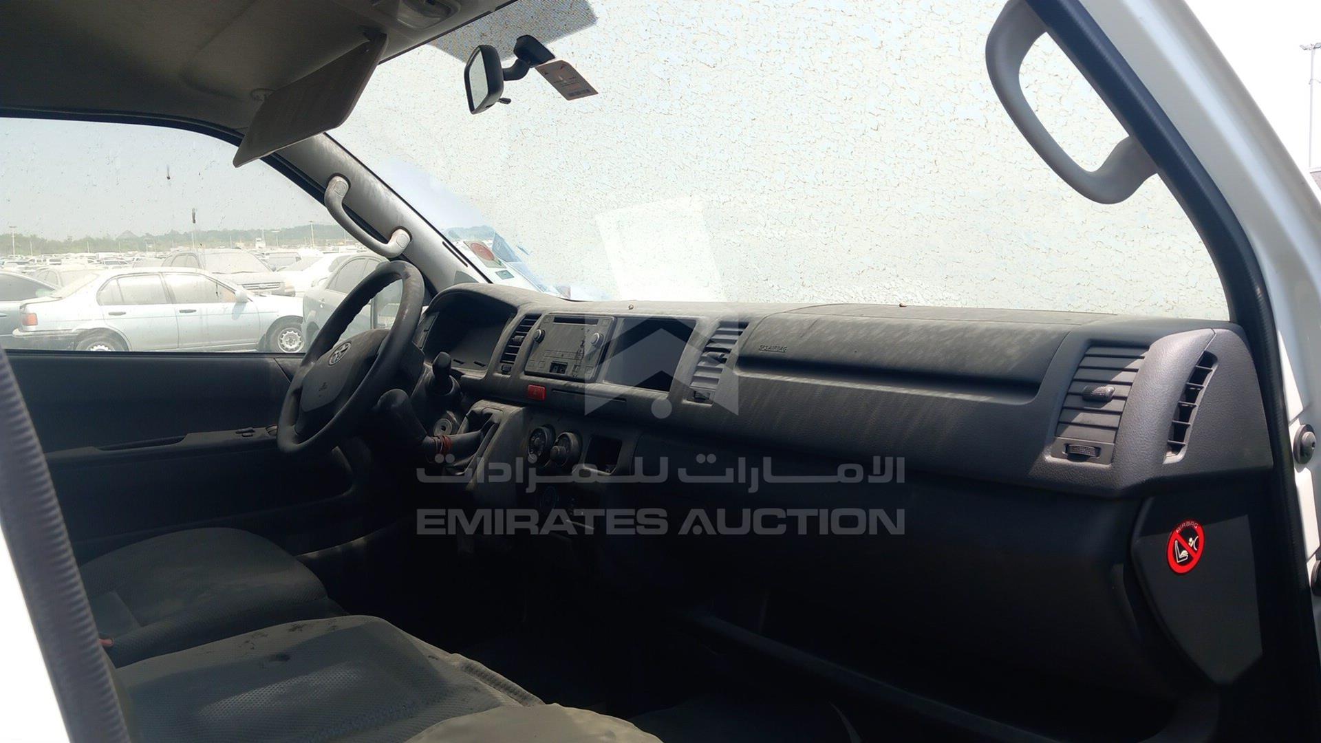 2014 TOYOTA HIACE VIN: JTGRX12P0E8042733