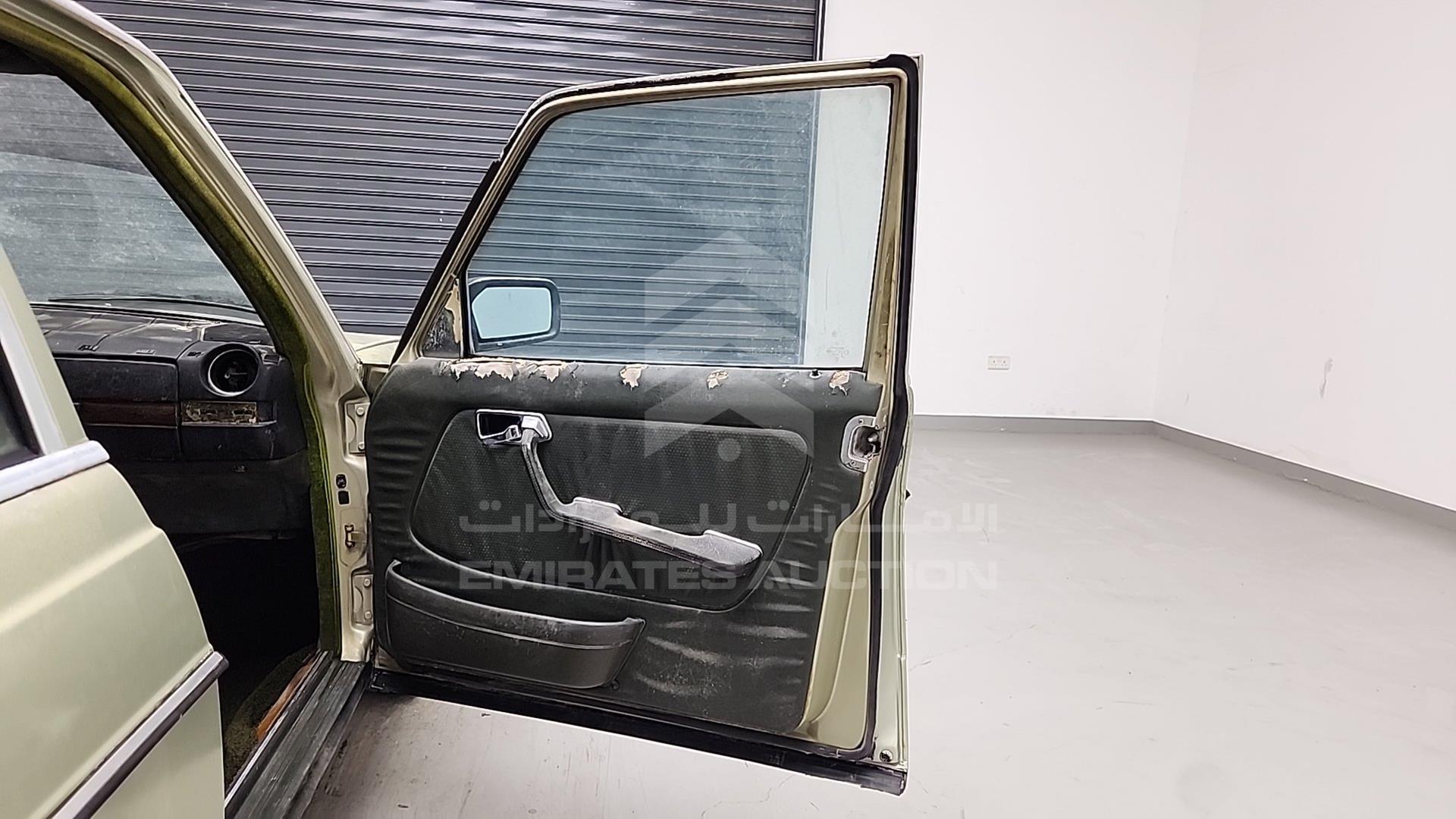 1980 MERCEDES E 280 VIN: WDB12322310143884