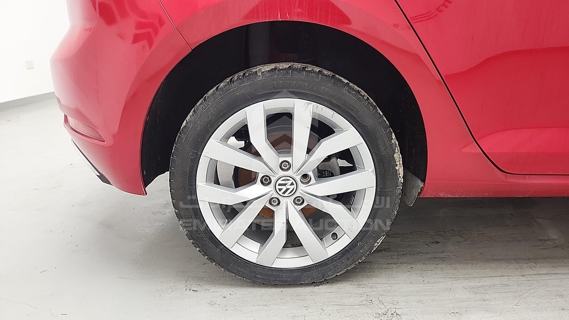 2018 VOLKSWAGEN GOLF VIN: 3VWWB6AUXJM261513